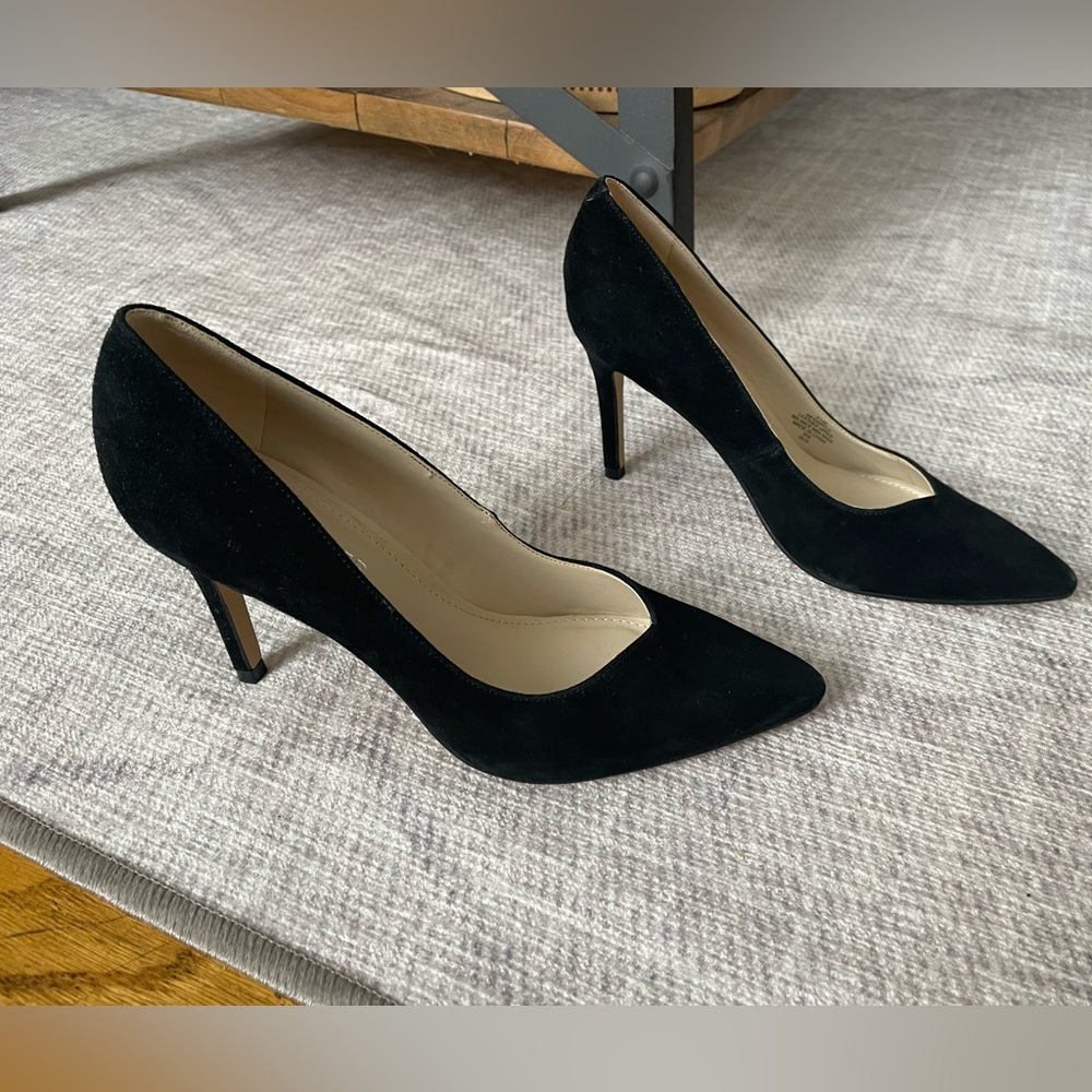 New Marc Fisher suede pumps
